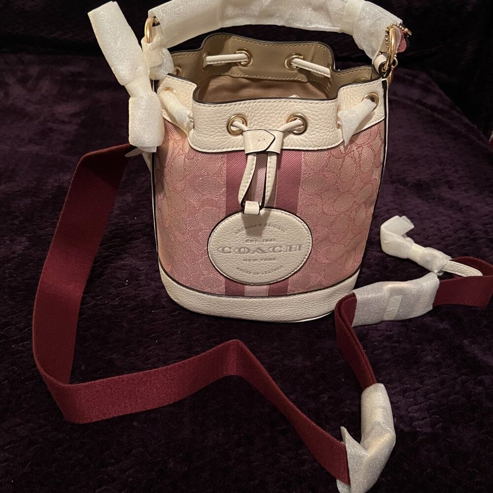 NWT---RARE Coach Dempsey 19 (C7964) Bucket Bag, Wristlet w/Charms & Wallet - Picture 5 of 13